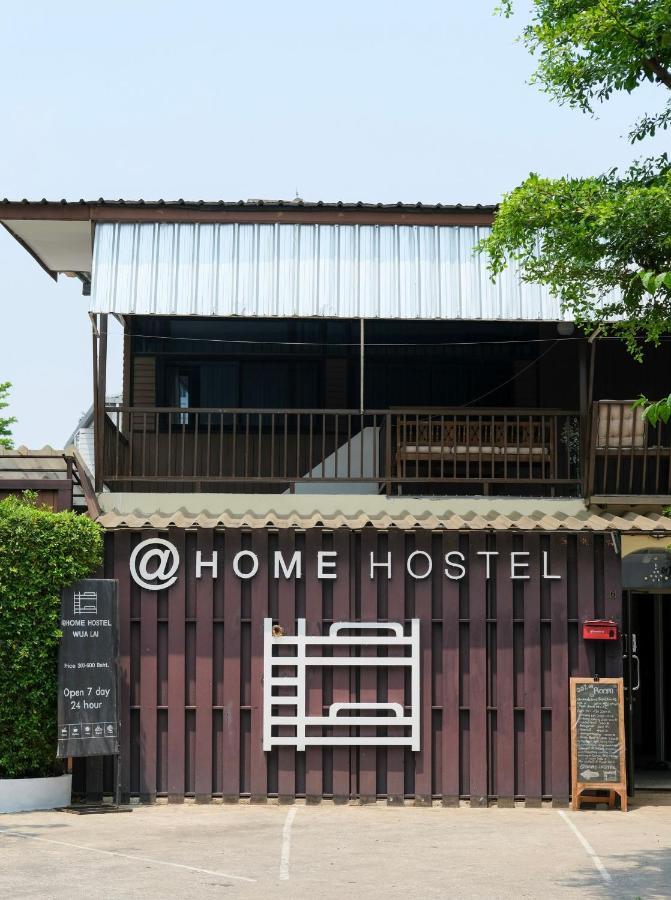 @Home Hostel Wua Lai 치앙마이 외부 사진