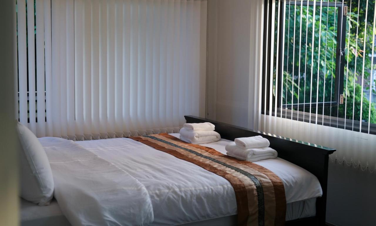 @Home Hostel Wua Lai 치앙마이 외부 사진
