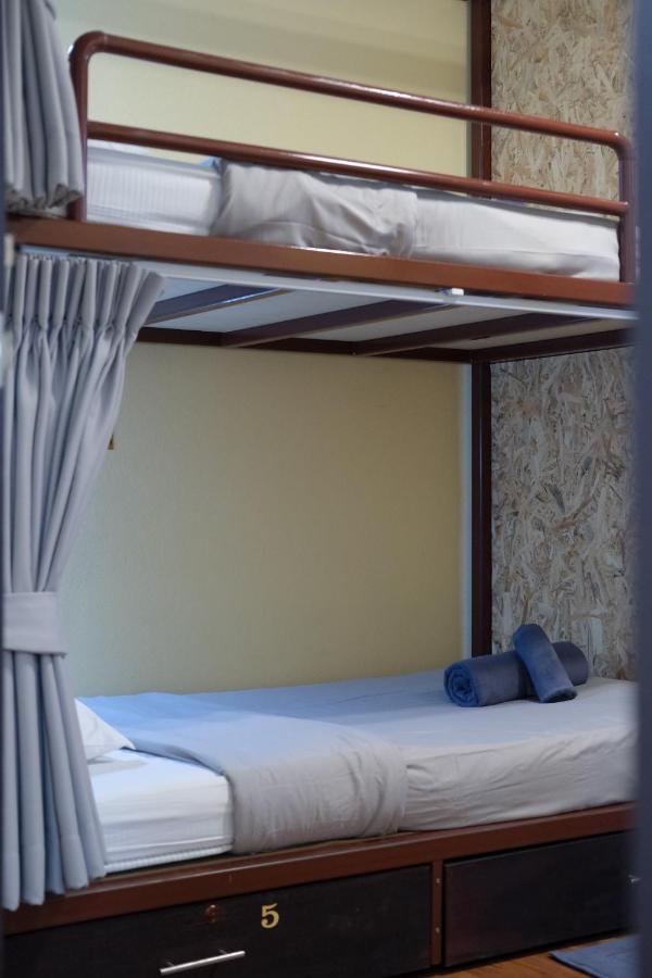 @Home Hostel Wua Lai 치앙마이 외부 사진