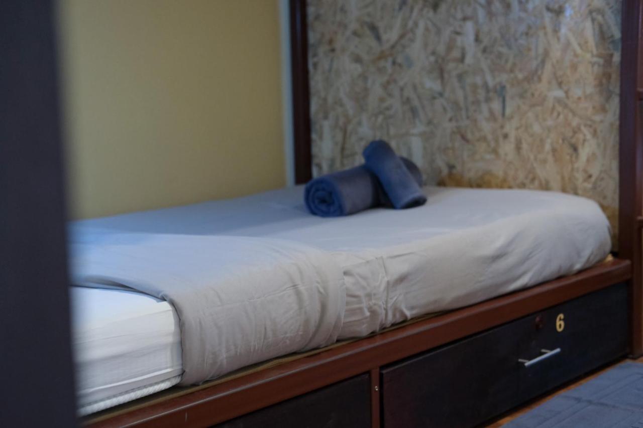 @Home Hostel Wua Lai 치앙마이 외부 사진