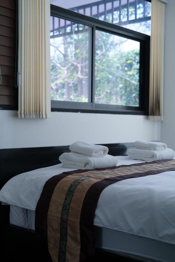 @Home Hostel Wua Lai 치앙마이 외부 사진