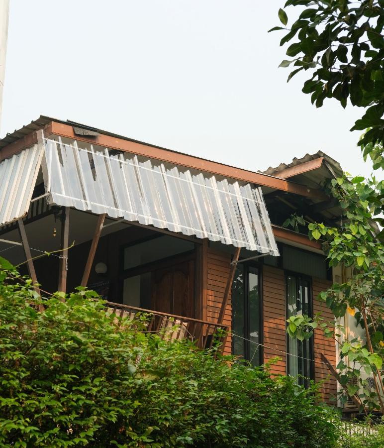 @Home Hostel Wua Lai 치앙마이 외부 사진